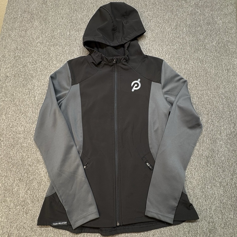 Team Peloton Fossa Eclipse Womens Soft Shell Jacket SZ Medium Water Wind Run‎